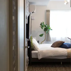 One's Aparthotel